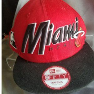 Miami Heat 9FIFTY Hardwood Classic NBA Trucker Snapback Hat Cap M-L Raised Logo